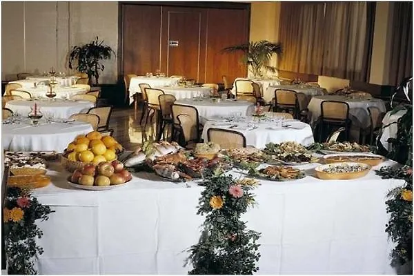 President Szálloda 3*