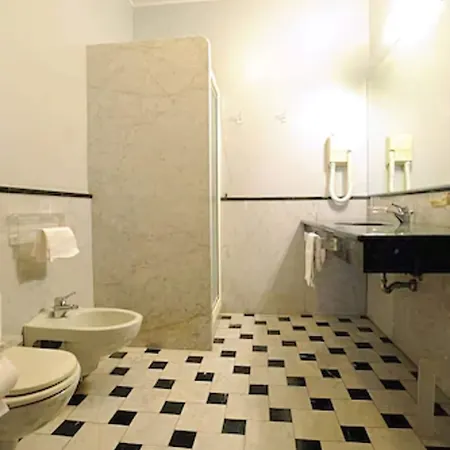 President Hotel